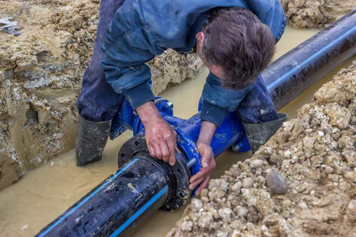 Systèmes d'évacuation et de traitement des eaux performants.